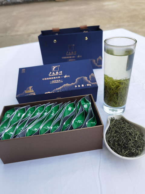 【大別山精神系列一珍品信陽毛尖茶伴手禮（匠心）】大別山脈、核心產區(qū)、高山茶園、匠心制作  980元/盒